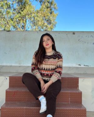 Rosangpuii Ralte Instagram - Sweater from @cee_ess_collection