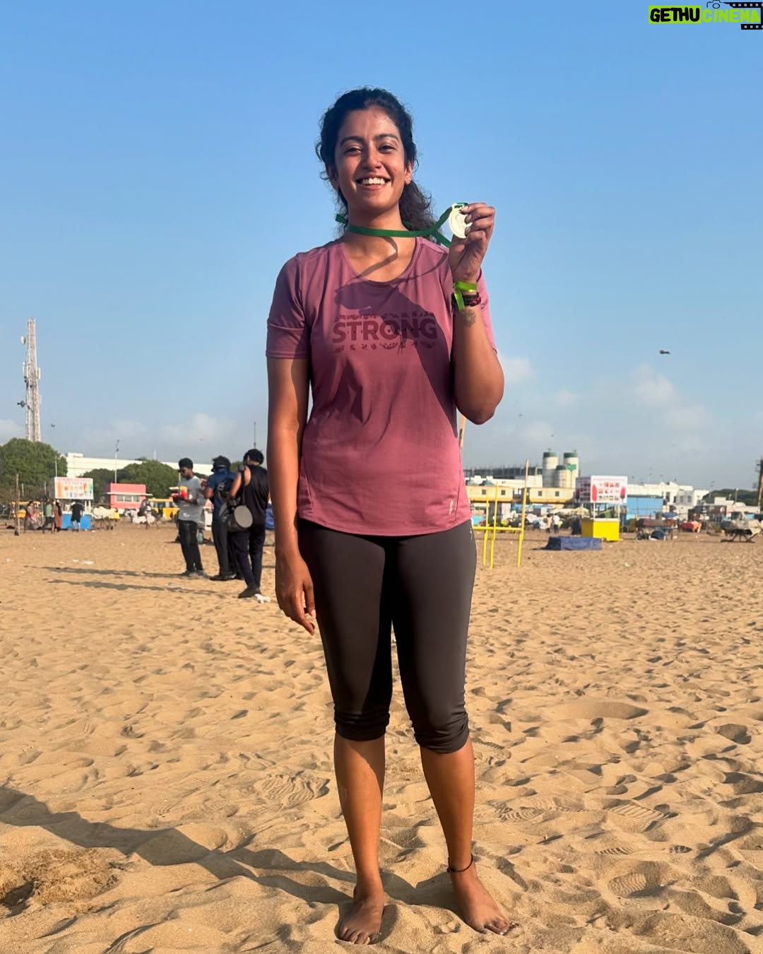 Actress Roshini Haripriyan HD Photos and Wallpapers January 2025 ...