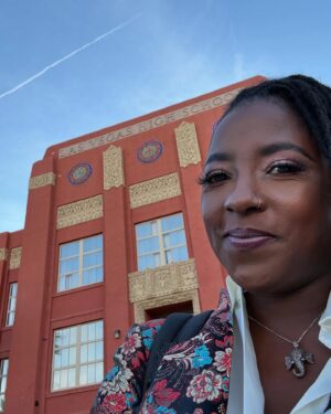 Rutina Wesley Instagram - Wow. My heart is so full. Getting the chance to go back to my high school, The Las Vegas Academy, was fulfilling in so many ways. The students were vibrant, full of hope and light and engaged in ways that I didn’t think was possible. I had the chance to speak with them, to coach them and to really bask in all their glory.  Sometimes you don’t realize how far you’ve come until you go back, to the beginning. I definitely was nervous because I did not think my story would be relevant to them for some reason but gosh, my story was exactly what they needed to hear. My perseverance, my determination to become all the things I’ve ever wanted to be. Bless their beautiful souls, I left there inspired and with a reminder of why I do what I do. I love it, I yearn for working on my craft, for the positivity it brings me when I’m doing what I love. Most importantly I got to see some familiar faces, most of which I haven’t seen since I graduated. Oh man it brought me right back to my time there and definitely, directly, to where I am now. I thank them for being dreamers, because anything is possible, especially if you dream big. If I were to tell little Ru that she’d be exactly where she wanted to be, I don’t think young me would have believed it was possible. But here we are, and here I stand proud and still going. I’m not done yet, there will be so much more to come. Thank you LVA for lifting me up to the light, for being the foundation in my career. 📸 @misschalice