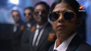 Rutuja Bagwe Instagram - Apnon ke taano ne Vaiju ko kiya pareshaan, jiski wajah se ghar ki dehliz laanghkar apni khud ki pehchaan banaane ka usne kiya hai faisla. Kya iss mein wo kaamyaab ho paayegi?

Dekhiye, 
#MaatiSeBandhiDor, iss Shukrvaar, shaam 7:30 baje, StarPlus aur kabhi bhi Disney  Hotstar par.

@rutuja_bagwe @6_ankitgupta @resham._.resham 

#StarPlus #AlagAndaaz #Kisaan #Dabangi #Lovestory #Drama #Romance #LoveTriangle #Bodyguard