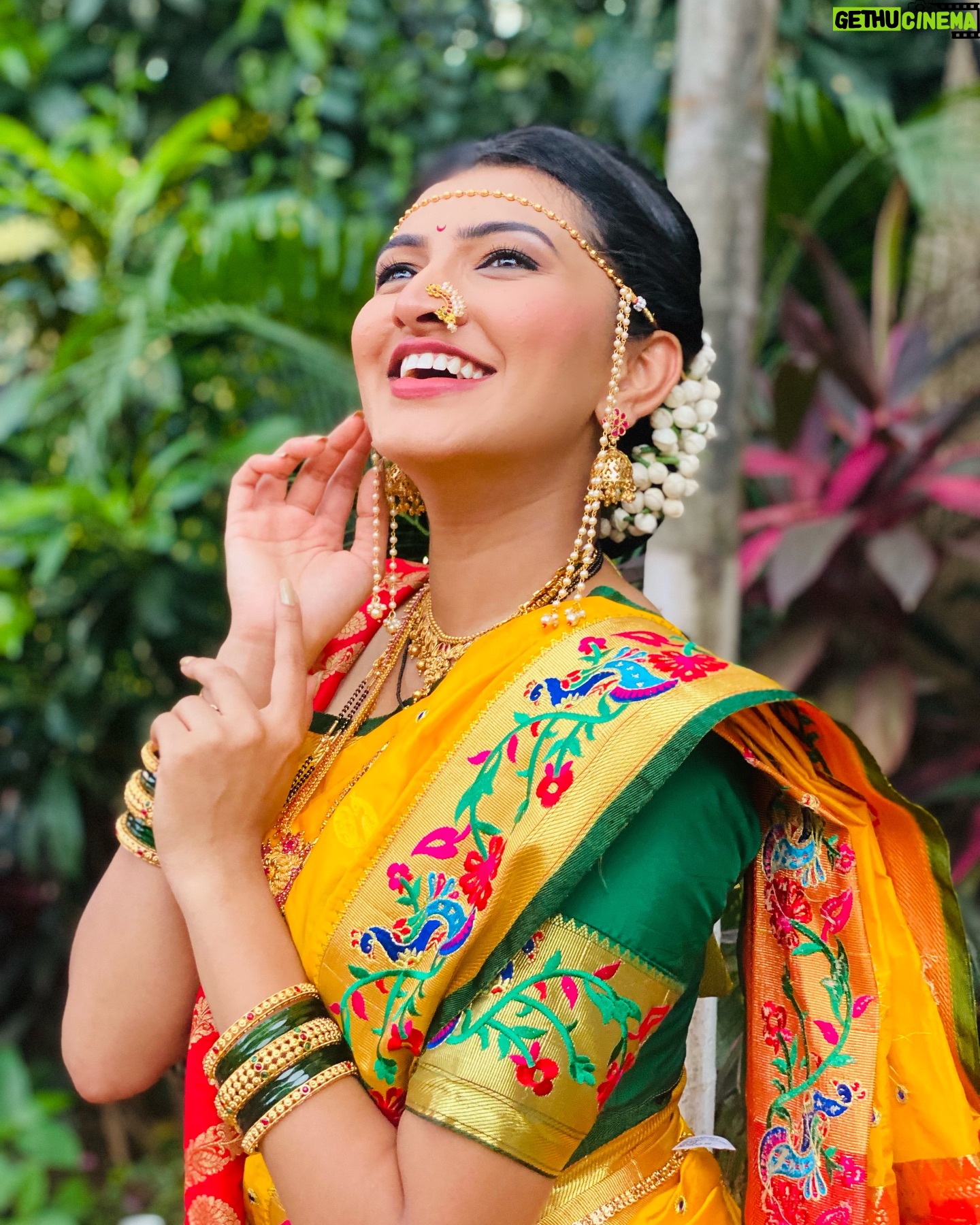 Rutuja Kulkarni - 22.6K Likes - #BeingAvantika ❤️🧿✨
MAHAEPISODE TODAY @8pm only on @star_pravah
MUA : @rohan_shinde4 🤗
#GharoGhariMaatichyaChuli
#StarPravah
.
#marathiactress #MarathiMulgi #saree #traditional #ethnic #MarathiBride #Maharashtra #marathiserial #Rutujacoolkarni #rutujakulkarni #mumbai #ggmc ✨