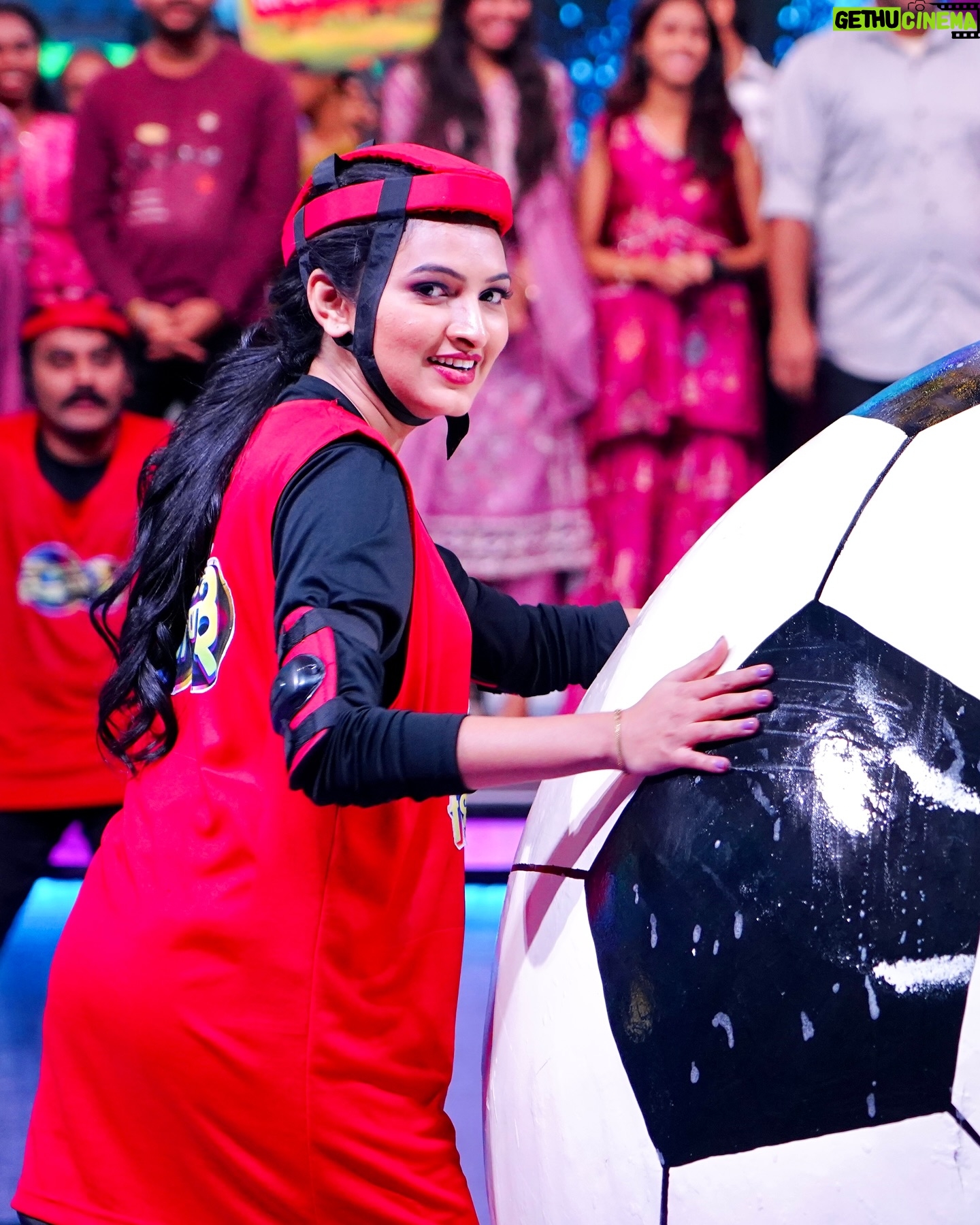 Rutuja Kulkarni - 9.8K Likes - “आता होऊ दे धिंगाणा ३” उद्या आणि पर्वा रात्री ९.०० ला
४-५ जानेवारी 9pm la @star_pravah वर
नक्की बघा ❤️✨
#AataHouDeDhingana #StarPravah #GGMC #GharoGhariMaatichyaChuli #Marathiactress #marathimulgi #maharashtra #marathi #rutujacoolkarni