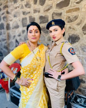 Rutuja Kulkarni Instagram - Happy Birthday Tai @sawalevidya 🤗❤️
You inspire me in many ways, it’s hard to be “strong yet sensitive” and “strict yet sweet” in this world, thank you for always taking care of us and for always teaching us so many things unknowingly ..there’s a reason why we call you mummy..🫶💎
Always praying for you to be happy and healthy ..max prem😘

#birthdaygirl 💃