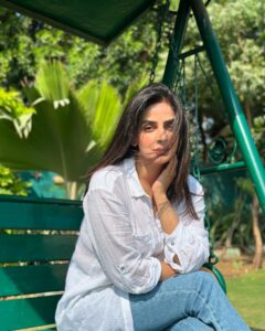 Actress Saba Qamar Zaman HD Photos and Wallpapers November 2024