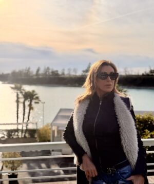 Sabrina Salerno Instagram - Finally the sun is out .☀️