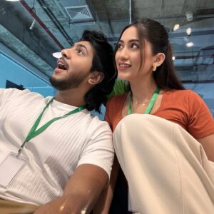 Safa Kabir Instagram - Behind every great TVC is a team that feels like home. From an inspiring and brilliant director and a brilliant DOP whose lens captures magic to a co-artist who feels like a long-lost friend—every moment on set is special. Add the artistry of costumes, makeup and it’s a beautiful story in itself. Here’s a glimpse behind the scenes of my delicious desserts by diploma journey!

Director: @shankha_das_gupta 
Dop: @_mumshigh_ 
Co-artist: @tawsifmahbub 
Makeup: Setu 
Costume : @bijayab