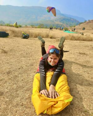 Sai Tamhankar Instagram - This year is about exploring skies ; the skylover in me is thriving !!! 

PC . @godisoutdoors 

#saitamhankar #skylover