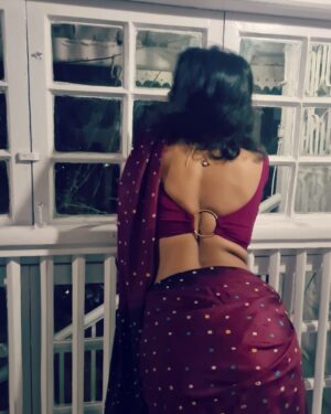 Sakshi Pradhan Instagram - 🪔🏵️🌱🛕🪻🛕🐚🪬🎰🔮🪔
📸 @kloegirl75