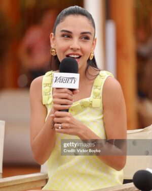 Salma Abu Deif Instagram - Grateful for 2024 > it’s a beautiful turnover year in my career, personal life and spiritual growth and it gave me the greatest gift of life 💕 here is to the milestones of 2024  الحمد لله و الشكر ليك من فضلك يارب