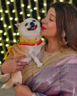 Sambhavna Seth Instagram - Wishing Everyone A very Happy Diwali🌟🪔🧉

Saree @safetyypins
PR @dinky_nirh
Hair @neetu_saibanna