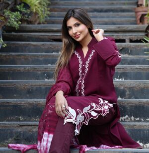 Sana Sultan Instagram - “Jane-tammana, jaane aada hu
Tune jo maangi thi Rab se wo he Dua hu
Hamari mohobbat ko aam samjhne walo
Ishq-e-farz ko bhi kaam samjhnewalo
Ishq bohot kamaal ka hota hai
Mehboob se pyar naik Amaal sa hota hai” ~ written by
Sana Sultan (Aala girl)🫰🏻🥰