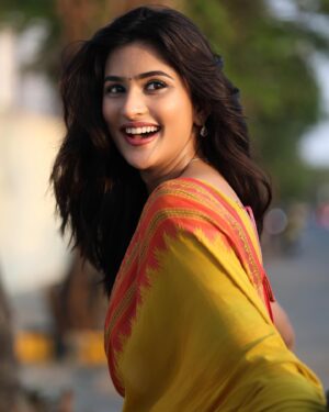 Sanchi Rai Instagram - Masakali🕊️🌺

#instagood #love #saree #explore #trending #trend #explorepage
