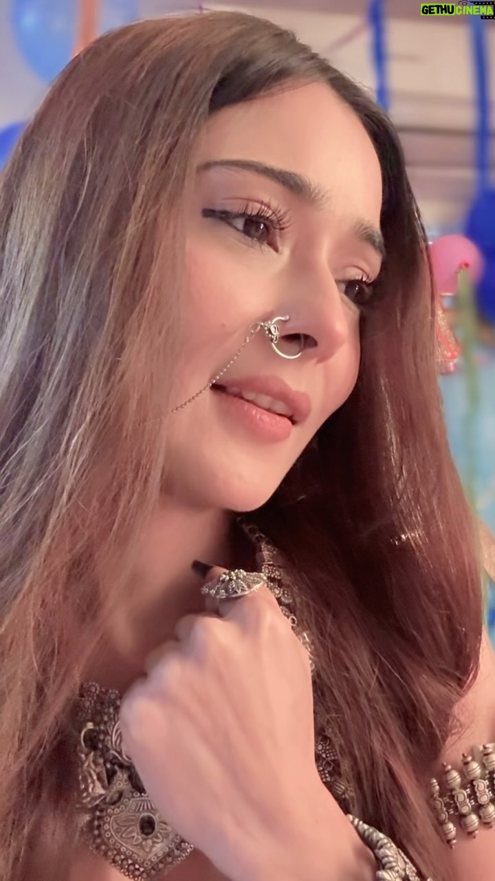 Sara Khan - 43.4K Likes - Tenu Nahi chhad reyaaaaaan 🎵🎶
@shemaroome
@shemaroofilmigaane
