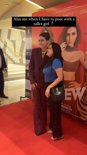 Sarah Hussain Instagram - We all do that, don’t we? 😂

Also watched @kritisanon @kareenakapoorkhan and @tabutiful ‘s crew and it was such a fun experience! Go with your family full paisa wasooool 💯 
#Crew #ZingyZest #Movie @themadinfluence ##KritiSanon
