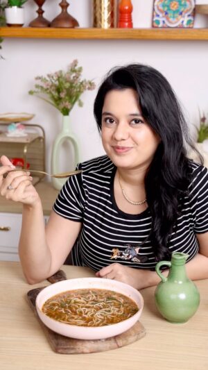 Sarah Hussain Instagram - Winter is here, and so are soups 🍜 

MANCHOW SOUP RECIPE- 

2 tsp oil 
Ginger- Garlic - Green Chili 
Spring Onions
Carrots, Broccoli, Mushroom, Capsicum finely chopped 
Salt
Pepper 
Soy Sauce - 1 tbsp
Schezuan Sauce - 1 tbsp
Vinegar 
Water 
1 tsp corn starch mixed with little water 
Coriander with its stems 

#Soup #Tasty #Manchow #Yum #Recipe #WinterRecipes #EasyRecipe #HealthyFood