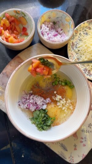 Sarah Hussain Instagram - Breakfast Khaane ka new style, Steam Egg Salad! Lots of vegetables, eggs, and salad. Best way to make this is use steel ki Katori, sadly I didn’t have one. 🥹 #Egg #Salad #Tasty #Breakfast