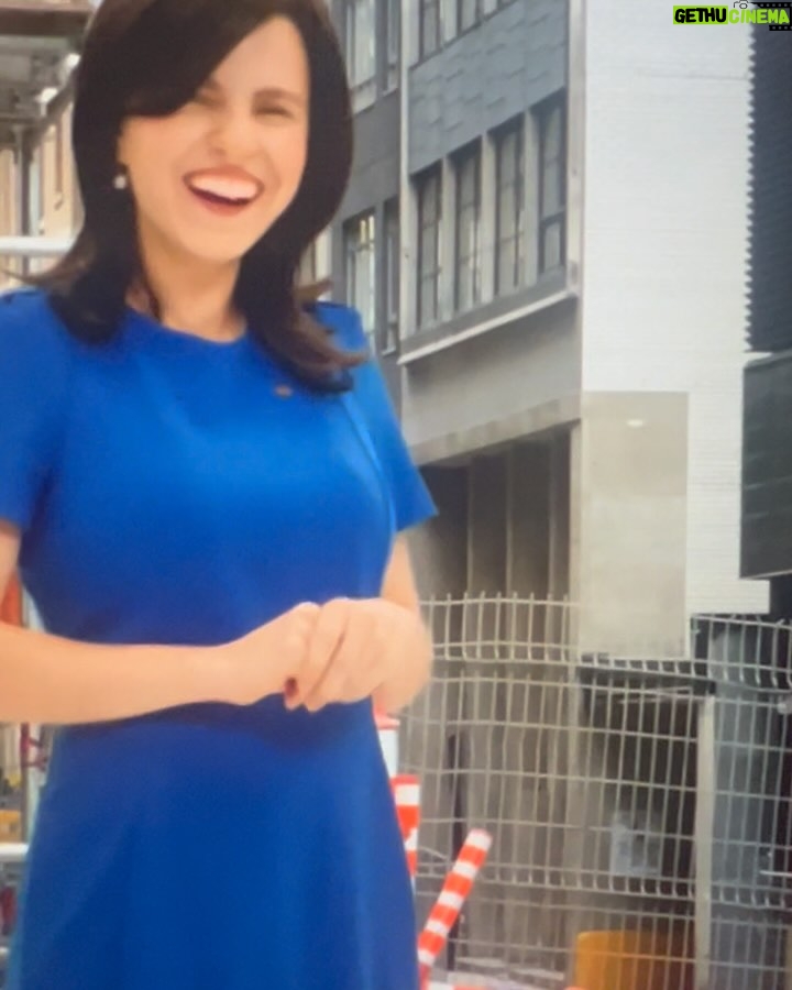 Sarah-Jeanne Labrosse - 12.1K Likes - BONNE ANNΓE. π
Je vous souhaite de la santΓ© qui reste ou qui revient et de lβamour sous toutes ses formes, partout et tout le temps. β€οΈ