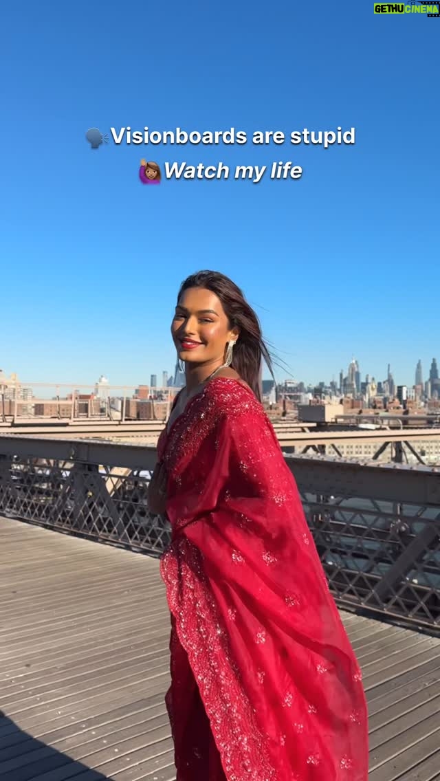 Sarah Sarosh - 91.7K Likes - 2024 was hard, but if you keep your head down & focussed towards your goals - you’ll still be shining with a little roughage around the ends💎
Bring it on 2025, I’m ready Inshallah✨
•
•
•
#2024wrapup #visionboardvsreality #visionboard #goals #successfulwomen
