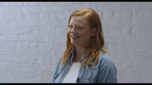 Sarah Snook Instagram - "Grief and humor are intricately linked."
Sarah Snook details why she had to play Grace Pudel. #MemoirOfASnail is now in theaters! Rated R for content.