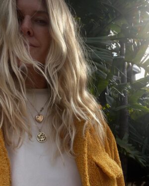 Sarah Wright Instagram - Magical way to end and start a new year. 💫✨