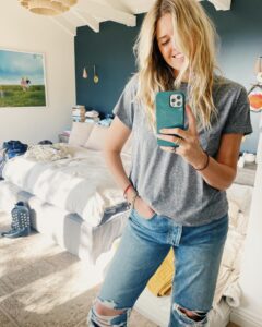Actress Sarah Wright HD Photos and Wallpapers December 2024