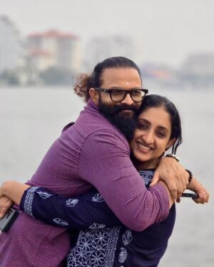 Saritha Jayasurya Instagram - 21 years of Love 

Happy Anniversary to us ♥️