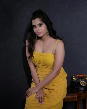 Sathya Devarajan Instagram - Last one from the series ✨️🦋✨️
.
.
.
.
#sathyadevarajan #tamilactress #trending #photoshoot #kollywood #tamilponnu #heroines