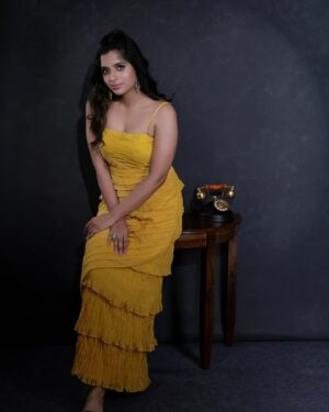 Sathya Devarajan Instagram - Last one from the series ✨️🦋✨️
.
.
.
.
#sathyadevarajan #tamilactress #trending #photoshoot #kollywood #tamilponnu #heroines