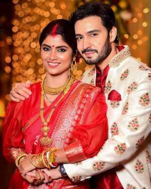 Sayantani Ghosh Instagram - 🧿 05.12.21🧿…
3 years n counting❤️
 love you Pati @anugrah0070 till ♾️
.
#happy3rdanniversary #happy3tous #3rdmarriageanniversary