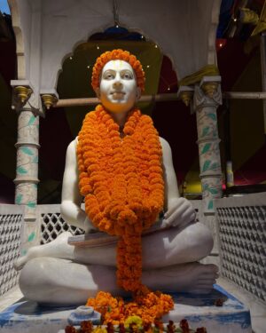 Seema Singh Instagram - जय श्री राम 🙏😇
महावीर मंदिर पटना 📍
.
.
.
.
.
.
#jaishreeram #saturday #patna #photooftheday #trending  #jaibajrangbali #jaihanuman #blessed
