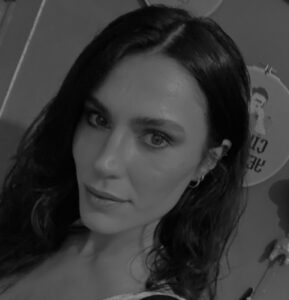 Actress Serenay Akta? HD Photos and Wallpapers December 2024