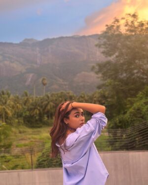 Shalini Pandey Instagram - 📸 : @taskeen_c