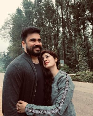 Shambhavy gurumoorthy Instagram - struck with you for  Eternity 🫧🧿

#samandprasi #instagood #instalike #photooftheday #photo #photographylovers #couple #couplegoals #selflove #selfcare #nostalgia #photoframes #positivevibes #positivity #🧿
