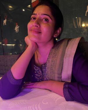 Shambhavy gurumoorthy Instagram - 📸 from my birthday 🫶

Pc : @r_prashanna ♥️

#samandprasi #trend #trending #photo #photooftheday #selflove #birthday #special #celebrating #celebration #happy #positivity #post #december #birthdaygirl #birthdaymonth