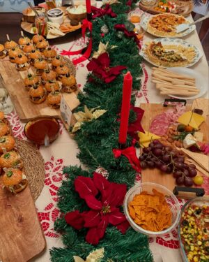 Sharmiela Mandre Instagram - Still processing how special this Christmas was with my family ❤️ So so grateful . Merry Christmas to my insta fam … A sneak peak into mine 🌲