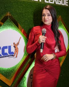 Actress Shefali Bagga HD Photos and Wallpapers January 2025