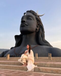 Actress Shefali Bagga HD Photos and Wallpapers May 2024