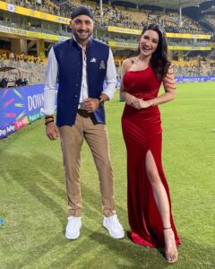 Shefali Bagga Most Liked Photos and Posts