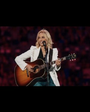Sheryl Crow Instagram - It’s amazing what happens when people come together to help their neighbors. Over $24.5 million raised to help the Carolina region recovering from Hurricane Helene at the @concertforcarolina. 💙💙💙
 
Thank you @ericchurchmusic and @lukecombs for including me in your angelic mission to lift of the people of the Carolinas! What a night! Angels everywhere!