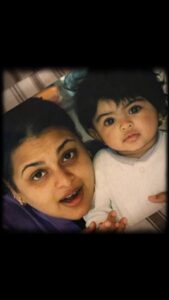 Actress Shilpa Shirodkar HD Photos and Wallpapers December 2024
