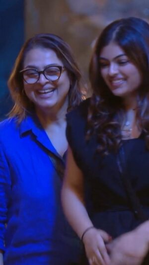 Shilpa Shirodkar Instagram - Proud mom, proud daughter ❤️ A bond filled with love, pride and endless warmth. Anoushka brought the joy her mom longed for, and when it was time to leave, she left Shilpa with strength, power and a heart full of love. A truly beautiful and unforgettable moment🥰

@beingsalmankhan @officialjiocinema @colorstv @teamshilpashirodkar

#TeamShilpaShirodkar #family #familyweek  #salmankhan #unstoppableShilpa #powerhouseshilpa #IconicShilpaShirodkar #Powerful #strength #strong #inspiration #Task #Energetic #BBIconShilpa #Smiles #SupportShilpa #Positivity #IconicShilpa #ShilpaInBiggBoss18 #BiggBoss18onJioCinema #BiggBoss18 #BiggBoss18OnColors