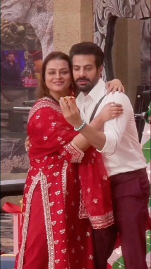 Shilpa Shirodkar Instagram - 100 days of love, laughter, and unforgettable moments ❤️

This maa-beta bond became the heart of the house. They fought, they disagreed, but they always found their way back to each other. People tried to break them, and situations tested them, but their connection only grew stronger with every challenge.

Shilpa’s journey in the house may have ended, but this relationship is here to stay forever etched in our hearts as a reminder of what true love and understanding look like. Some bonds are unbreakable, and this one is living proof 🤍✨

@shilpashirodkar73 thank you for simply being you. We love you - #TeamKVM

#KVMForTheWin #KaranVeerMehra #TrueChampion 
#Unstoppable #KVM
#RealKaran #SupportKaranVeer #BiggBossStar #KaranKeVeeron #BiggBoss18 #BiggBoss #mothersonlove 
#KVMNation #WinningWithKaran