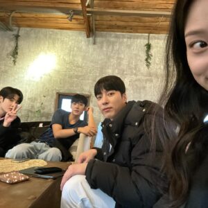 Shin Do-hyun Instagram - 원팀 👯‍♂️👯‍♀️👯‍♂️