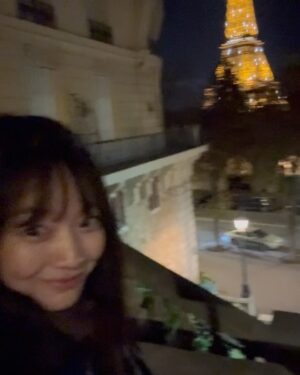 Shin Min-a Instagram - Paris 🇫🇷🤎