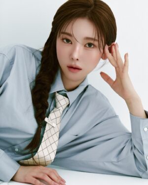 Shin Sae-rom Instagram - 즐거운 설연휴 되세요 🫶