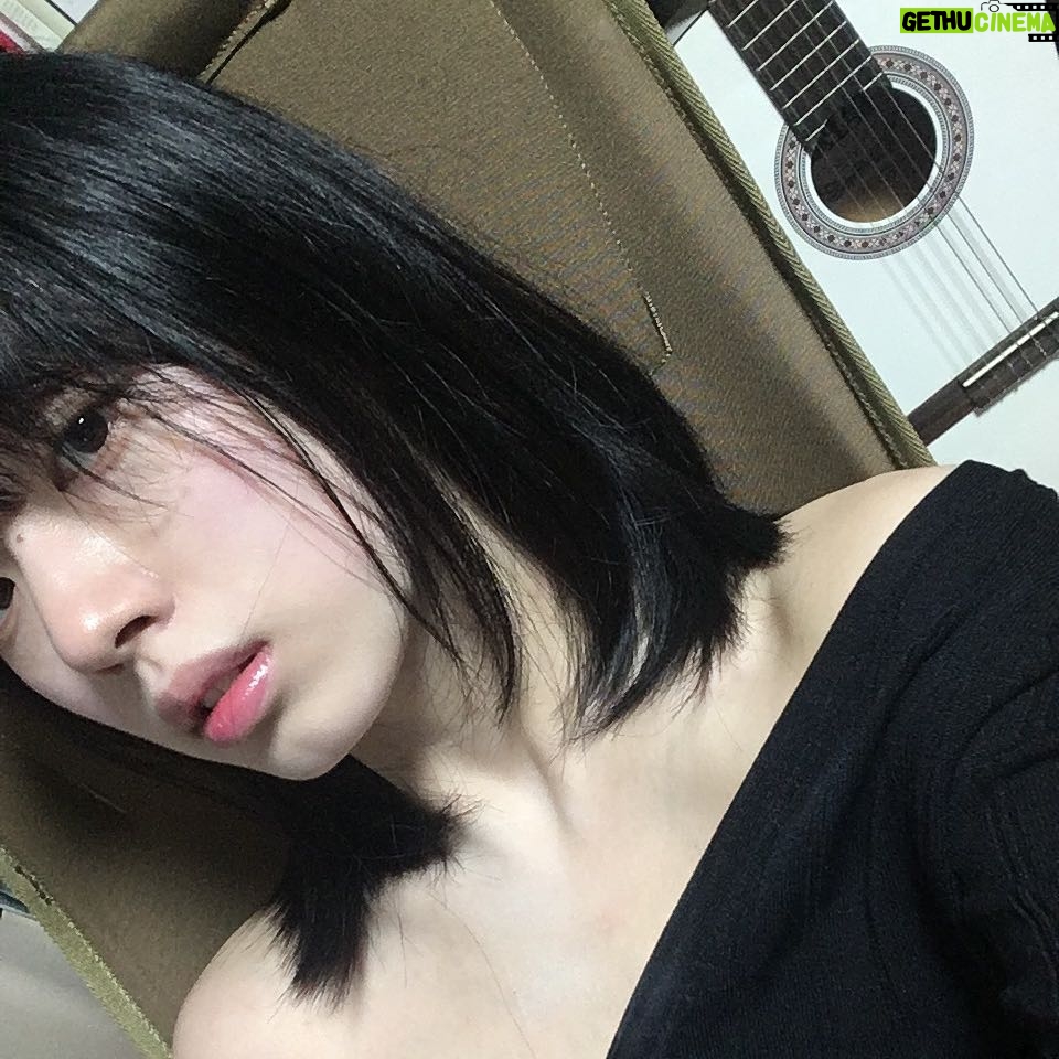 Shin Se-hwi - 9.8K Likes -