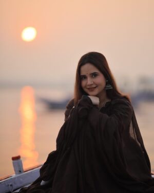 Shivshakti Sachdev Instagram - बनारस इश्क है ✨

#banaras #varanasi #morning #banarasi #love #pyaar #ishq

Shot by @piyush_tanpure