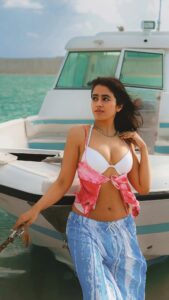 Actress Shobhita Rana HD Photos and Wallpapers January 2025