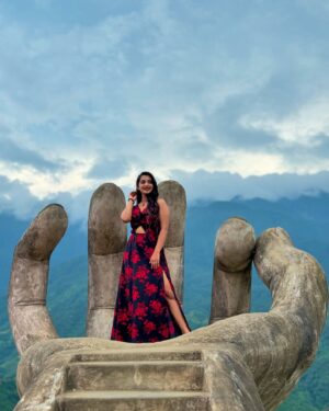 Shravnitha Srikanth Instagram - I am ENOUGH. 

@touronholidays 

#post #picture #pictureoftheday #shoot