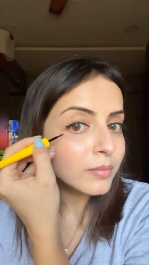 Shrenu Parikh Instagram - A lil late for this lil one! ❤️💖
.
@nandhootty___official 😘💖